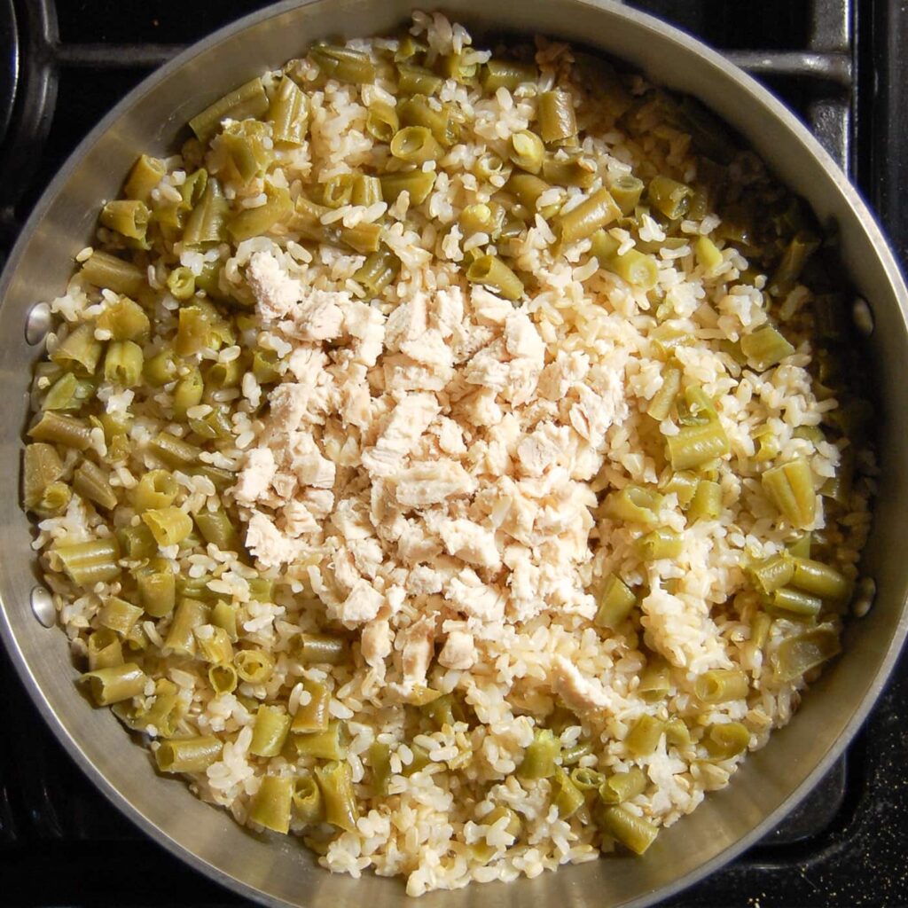 chicken and rice for dogs after cooking with cut up green beans and chicken breast